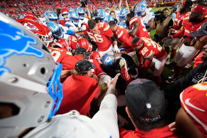 Lions standout suspended for striking Chiefs receiver after game