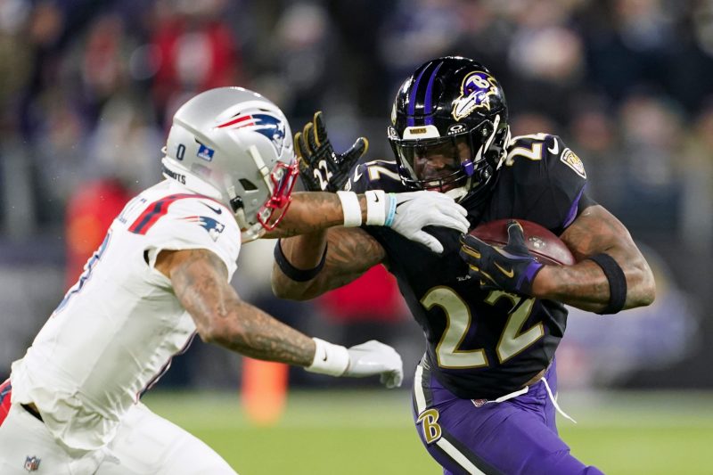 Ravens back into another collapse with Derrick Henry on the sideline